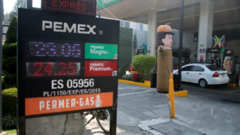 Precios de Combustibles en México: Magna a la Baja, Premium y Diésel Suben