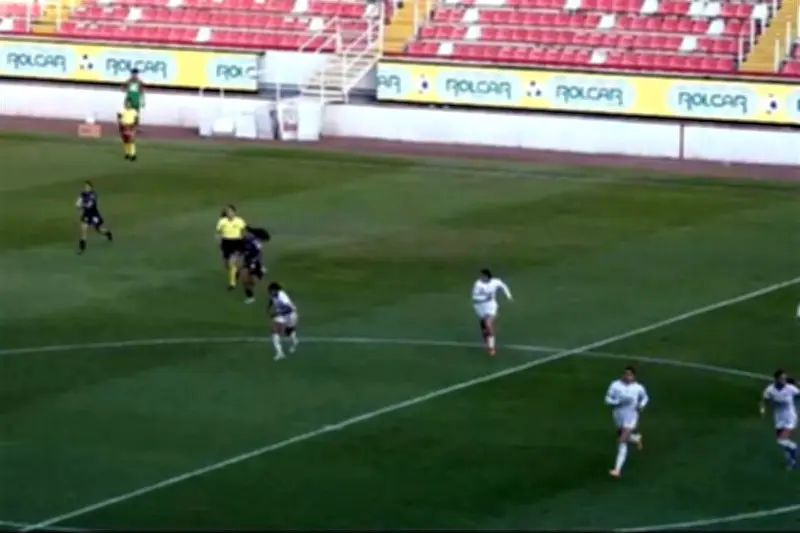 Presuntas detonaciones causan alarma en Necaxa durante partido de Gallos Femenil