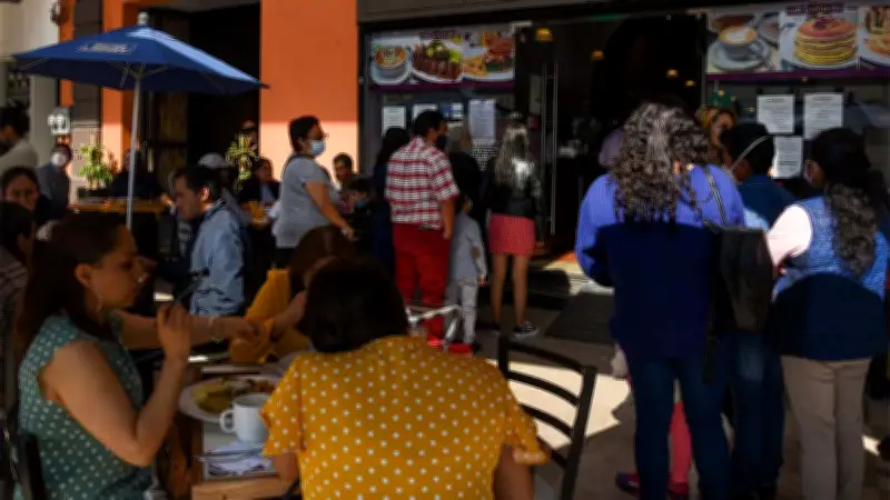 Profeco en 2026: Tus derechos ante mal servicio o cancelaciones en restaurantes