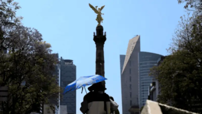 Pronóstico Climático: Domingo Caluroso en CDMX con Máximas de 26°C