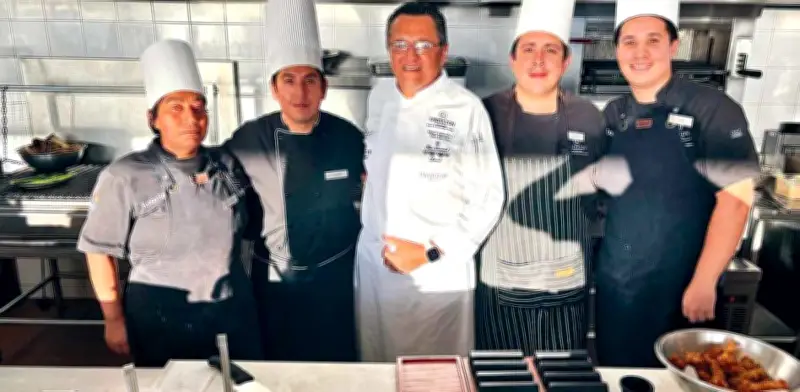 Protocolos de seguridad alimentaria en el Puerto Vallarta Open tras bajas estomacales