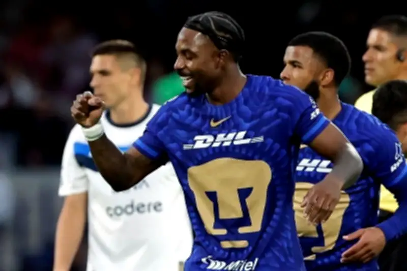 Pumas mantiene racha invicta en el Clausura tras victoria sobre Mazatlán