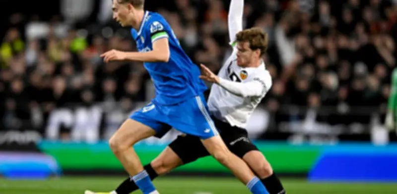 Real Madrid: defensa de Vinícius contrasta con polémica racista de su canterano Huijsen