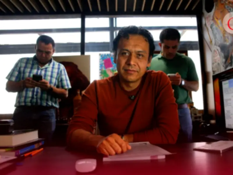 Rebelión de Marx Arriaga en SEP capta atención internacional del Financial Times