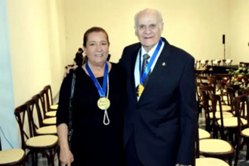 Reconocen a 'Kana' y 'Coco' en evento social de la alta sociedad mexicana