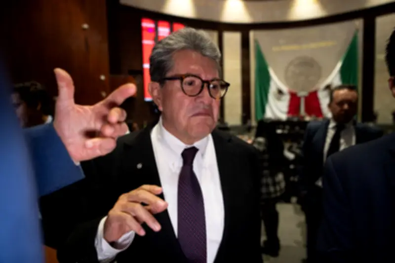 Reforma de 40 horas se discutirá a finales de febrero, confirma Monreal