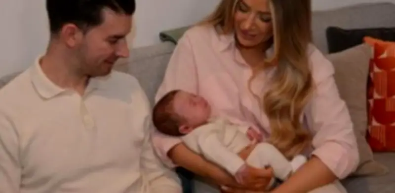 Reino Unido celebra el primer nacimiento de bebé con útero de donante fallecida