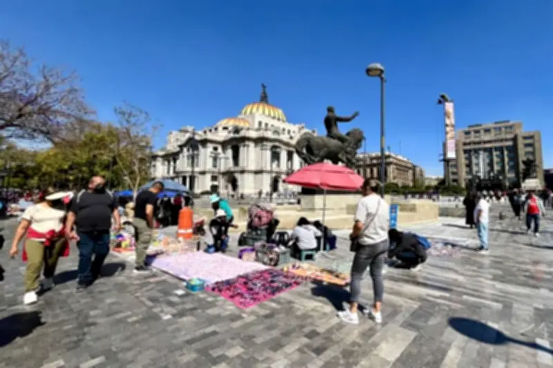 Reordenamiento en Centro Histórico de CDMX: Buscan apoyo policial y de Fiscalía