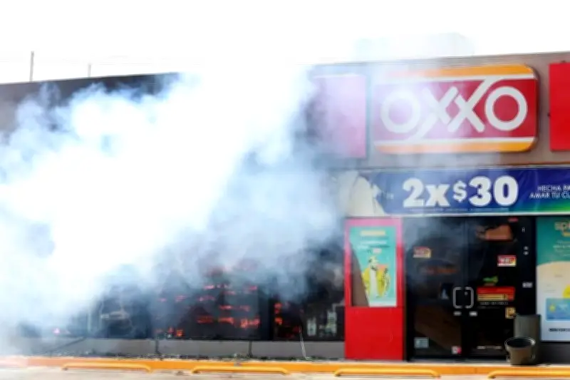 Reportan afectación en más de 200 tiendas OXXO por fallas en sistemas de pago