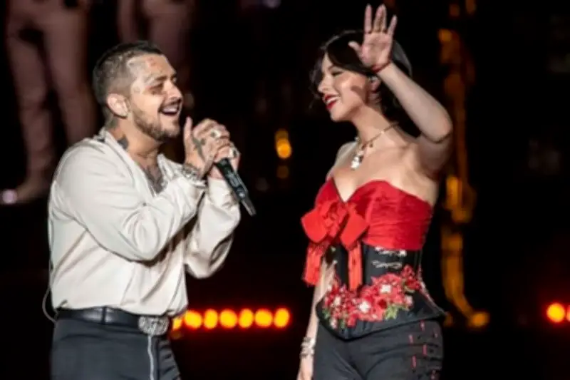 Reportan ataque a convoy de Christian Nodal y Ángela Aguilar en carretera de Jalisco