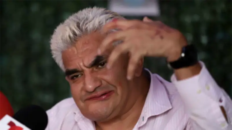 Reportan que Shocker dormiría en la calle y pediría limosna; el luchador muestra su 'vida normal'