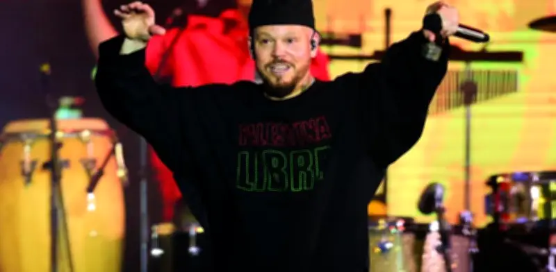 Residente debuta como cineasta con 'Porto Rico' junto a Bad Bunny y estrellas internacionales