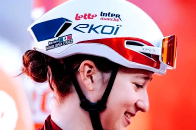 Romina inicia su gira europea con un vibrante concierto en Valencia