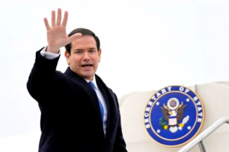 Rubio concluye gira europea y desea éxito a Orbán en presidencia del Consejo