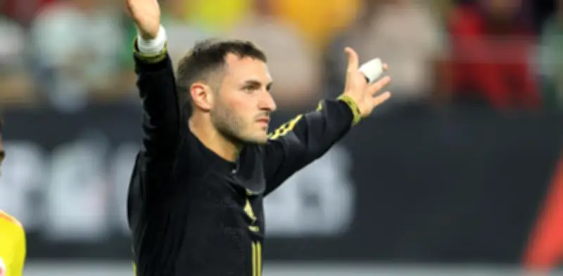 Santiago Giménez regresa al AC Milan: Allegri confirma fecha de regreso para el delantero mexicano