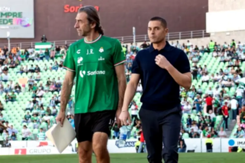 Santos cesa al director técnico español Francisco Rodríguez tras malos resultados