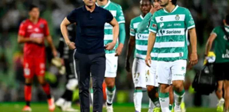 Santos Laguna despide al técnico y lanza ultimátum a plantilla tras crisis institucional
