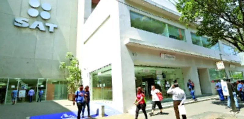 SAT denuncia a más de mil delincuentes fiscales y reporta récord en recaudación tributaria