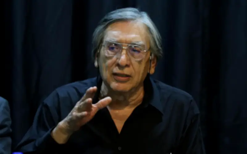 Óscar Trejo Zaragoza reflexiona sobre teatro y cotidianidad en conversatorio en Guadalajara