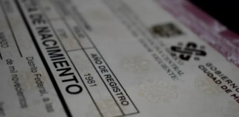 SCJN Garantiza Acta de Nacimiento para Niños en Acogimiento y Gestación Sustituta