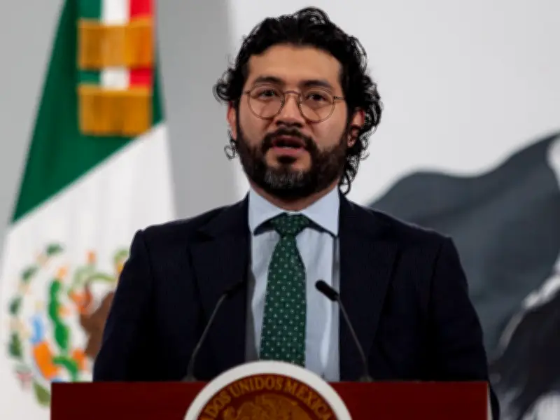 Secretario del Trabajo defiende reforma de 40 horas ante críticas de la oposición