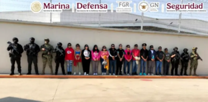 Semar detiene a 14 personas del CJNG en Veracruz y libera a víctima secuestrada