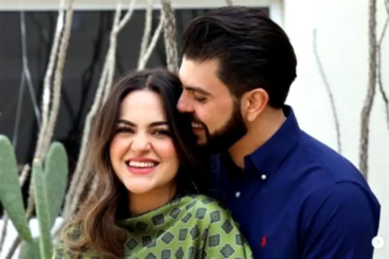 Senadora morenista Andrea Chávez anuncia embarazo y genera debate político