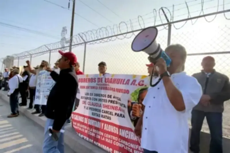 Sheinbaum encabeza evento en Monclova entre demandas ciudadanas y protestas