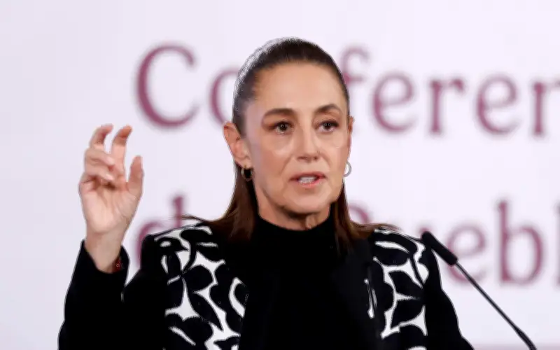 Sheinbaum niega uso de drones de cárteles en frontera tras cierre aéreo en Texas