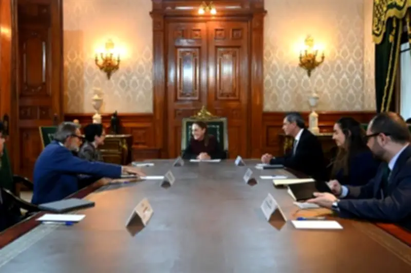 Sheinbaum se reúne con directora de S&P Global para analizar calificación de CDMX