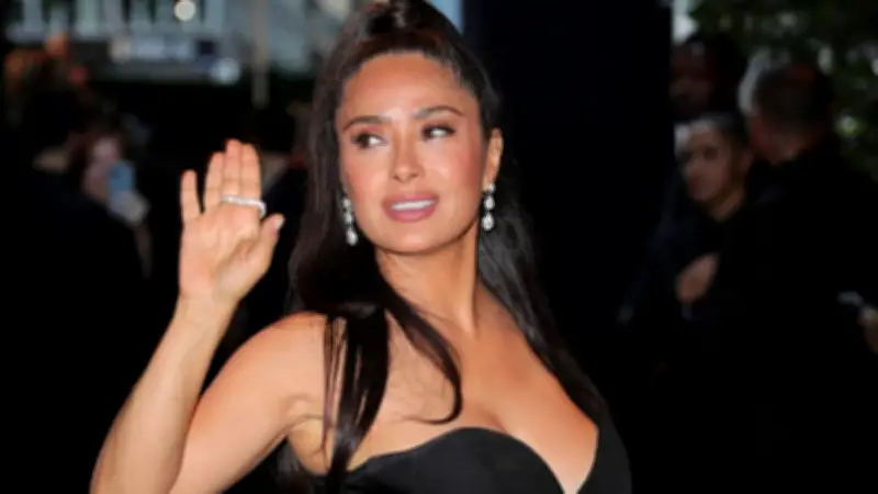 Sheinbaum y Salma Hayek anunciarán incentivos para cine mexicano este 15 de febrero