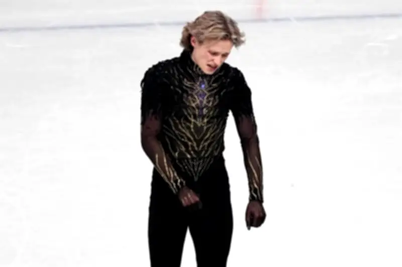 Simone Biles brinda apoyo a Ilia Malinin tras su desgarradora caída en competencia