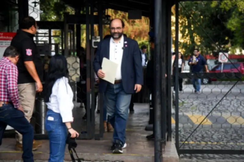 Somos México solicita al INE su registro como partido político nacional