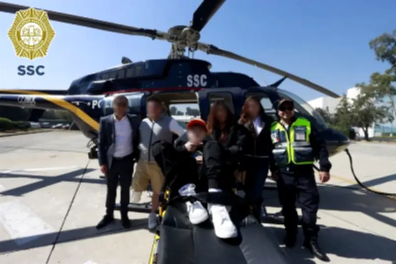SSC cumple sueño de menor con cáncer al sobrevolar la Ciudad de México en helicóptero