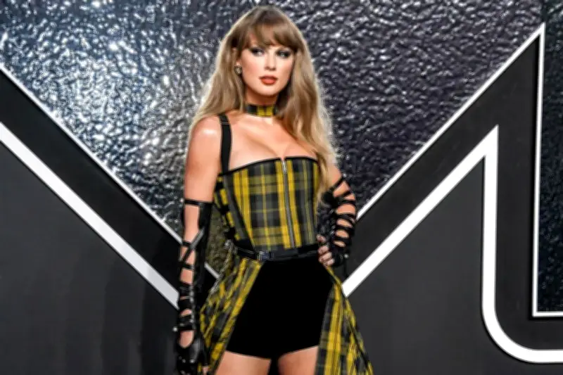 Taylor Swift se corona como la artista más vendida del año por sexta ocasión