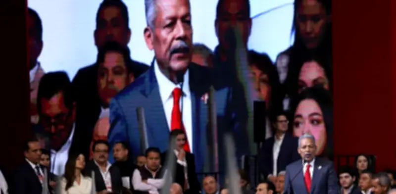 Tereso Medina asume el liderazgo de la CTM en su 90 aniversario