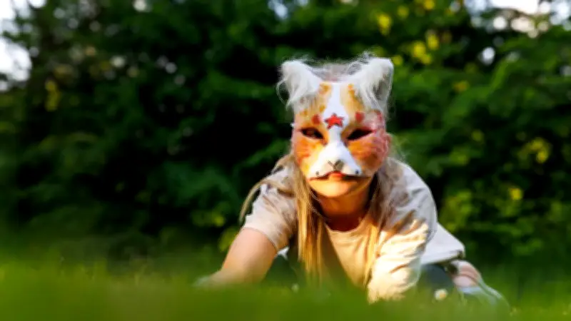 Therian: Del Griego a la Identidad Viral, Psicólogos Analizan el Fenómeno