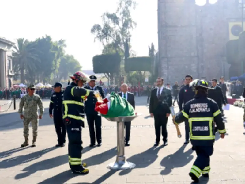 Tlalnepantla conmemora Día de la Bandera con llamado a la unidad y valores patrios