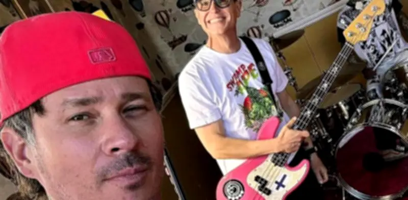 Tom DeLonge de Blink-182 pide disculpas por cancelación de conciertos en México