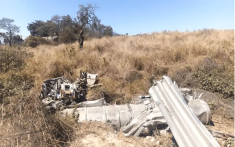 Tragedia en Jalisco: Volcadura de pipa con gasolina en El Arenal deja un muerto