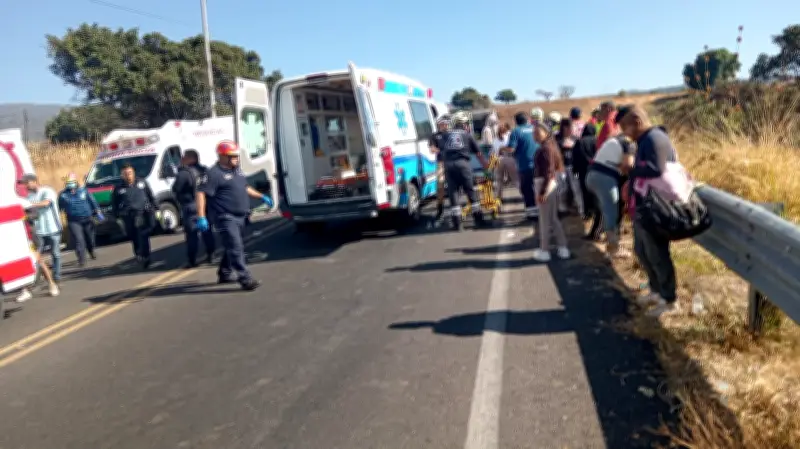 Tragedia en Morelos: Autobús se Volca en la Curva del Diablo con Saldo de 7 Muertos y 25 Lesionados