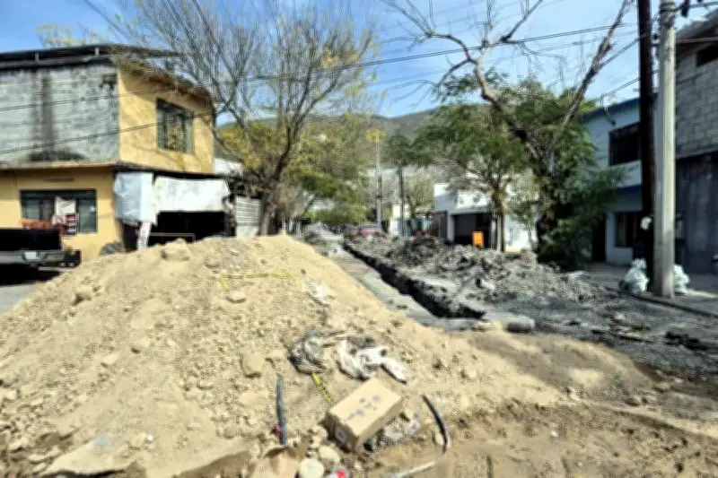 Tras años de fuga, repararán drenaje en Monterrey