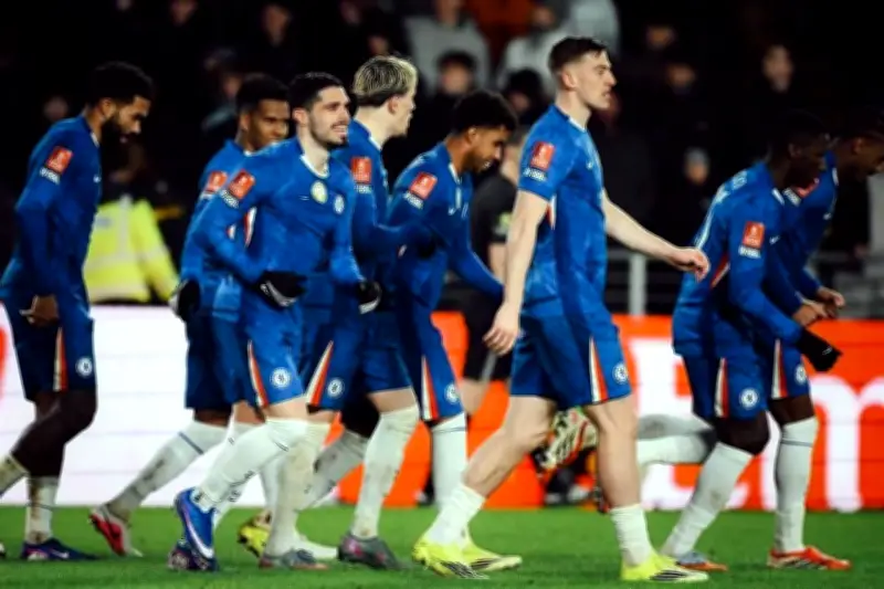 Triplete de Pedro Neto y Chelsea Avanza en la Copa FA: Un Día Histórico