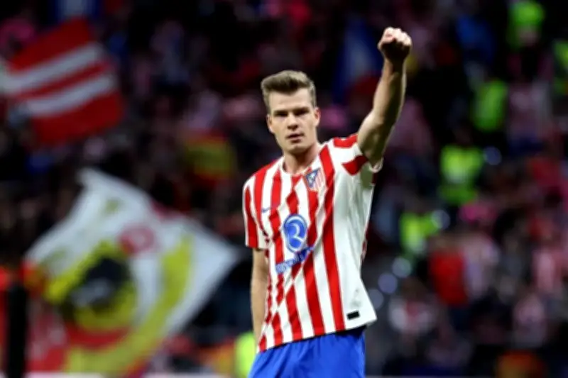 Triplete de Sorloth catapulta al Atlético de Madrid a octavos de Champions
