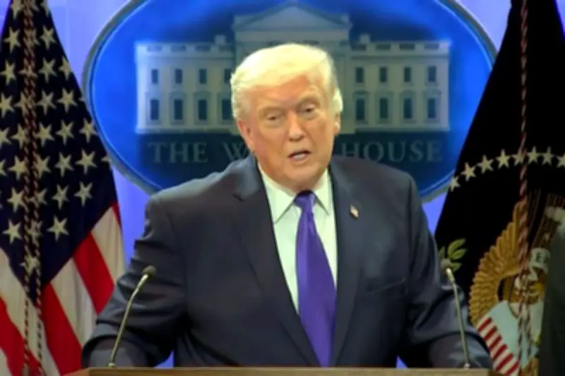 Trump Impone Arancel Global del 10% Bajo Nueva Figura Legal para Proteger Industria