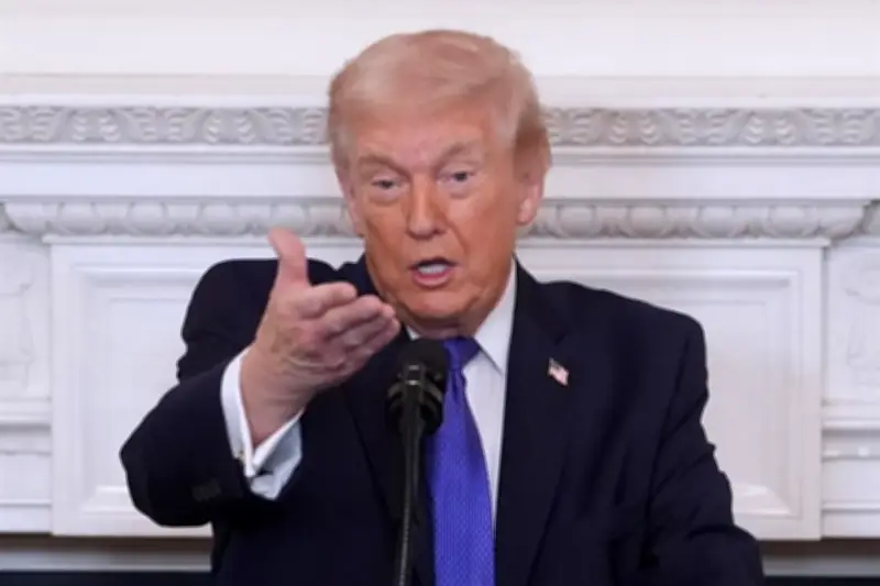 Trump Propone Arancel Global del 10% Bajo Nueva Figura Legal para Proteger Industria