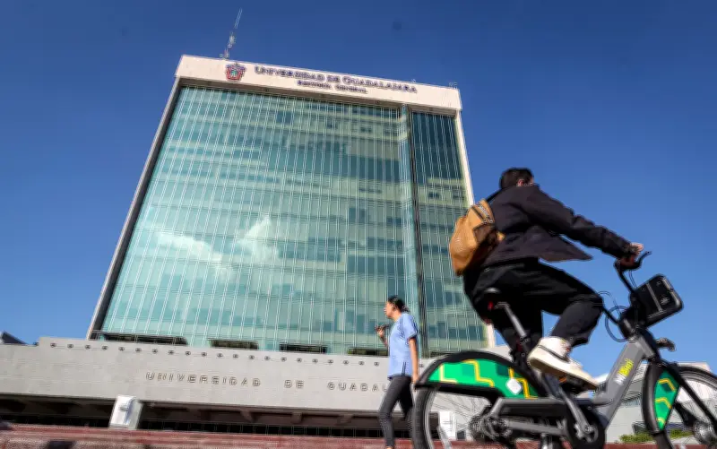 UdeG mantiene virtualidad por violencia en Jalisco; regreso presencial será gradual