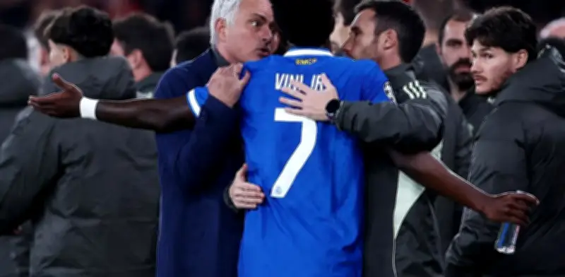 UEFA Abre Procedimiento Tras Acusación de Insulto Racista de Prestianni a Vinícius Jr