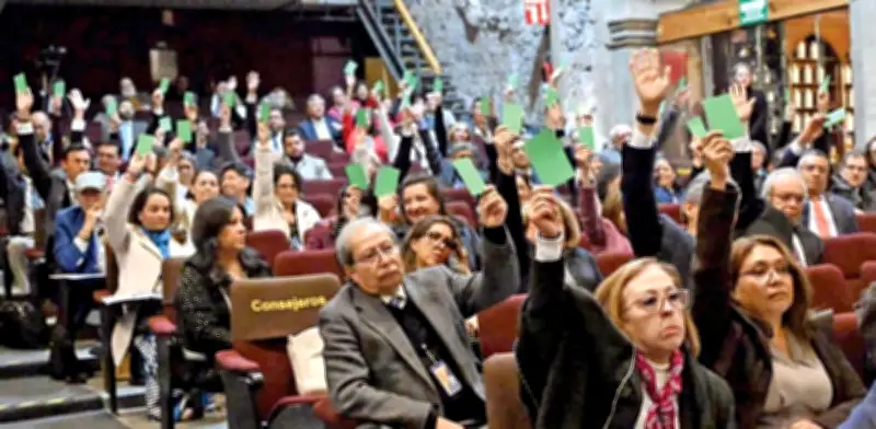 UNAM designa a hija de secretaria federal en Junta de Gobierno pese a críticas