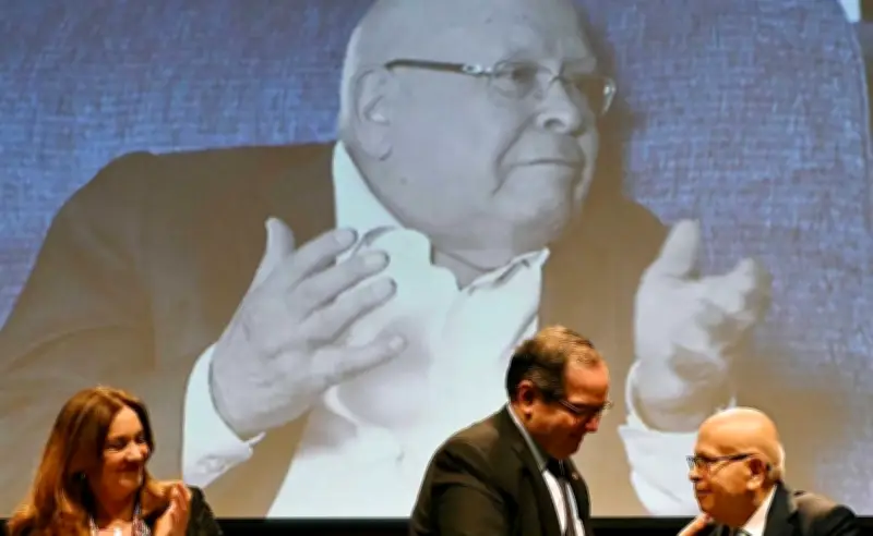 UNAM rinde homenaje a Gerardo Estrada y reafirma el valor de la autonomía universitaria